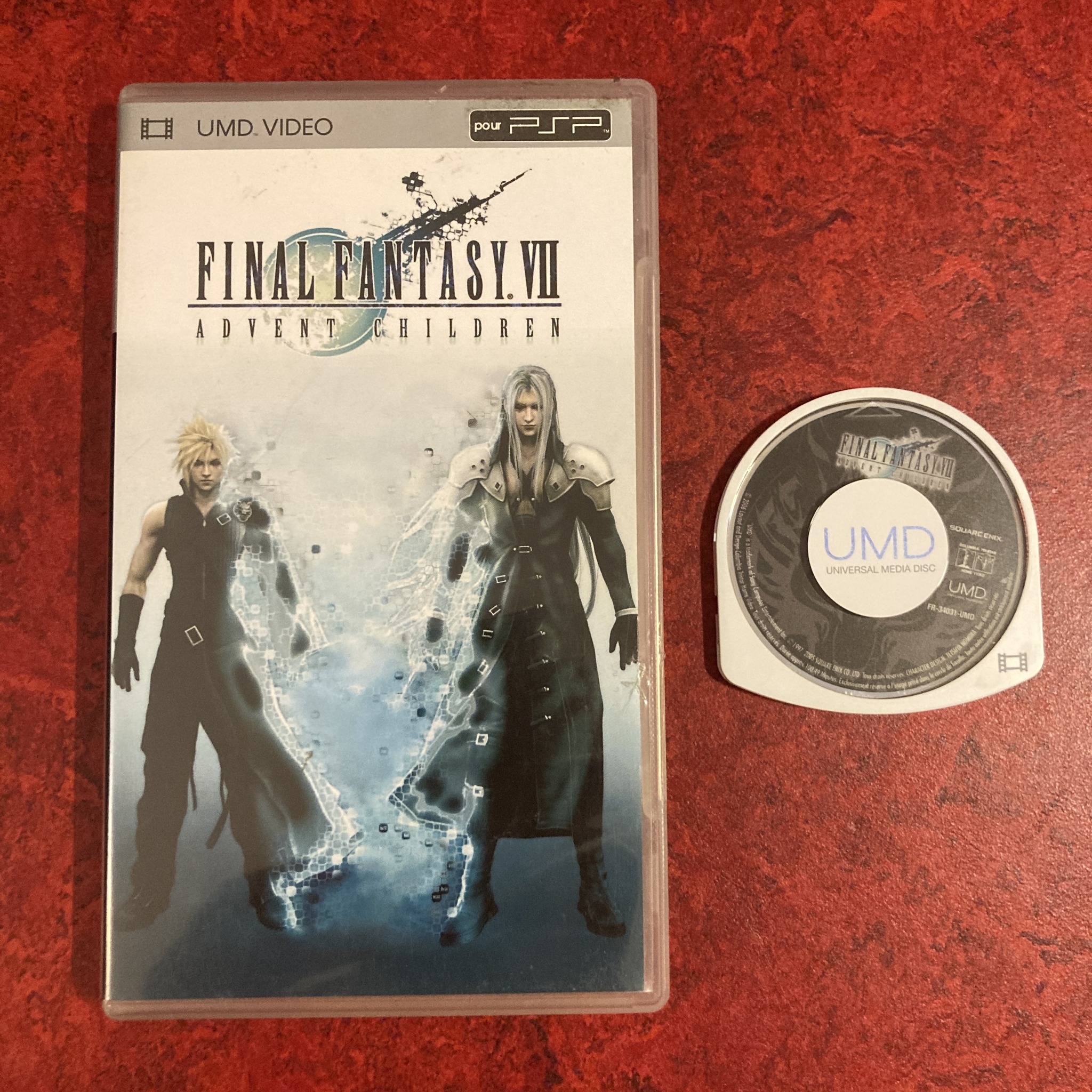 Final Fantasy VII : Advent Children (DVD, Blu-ray, UMD)